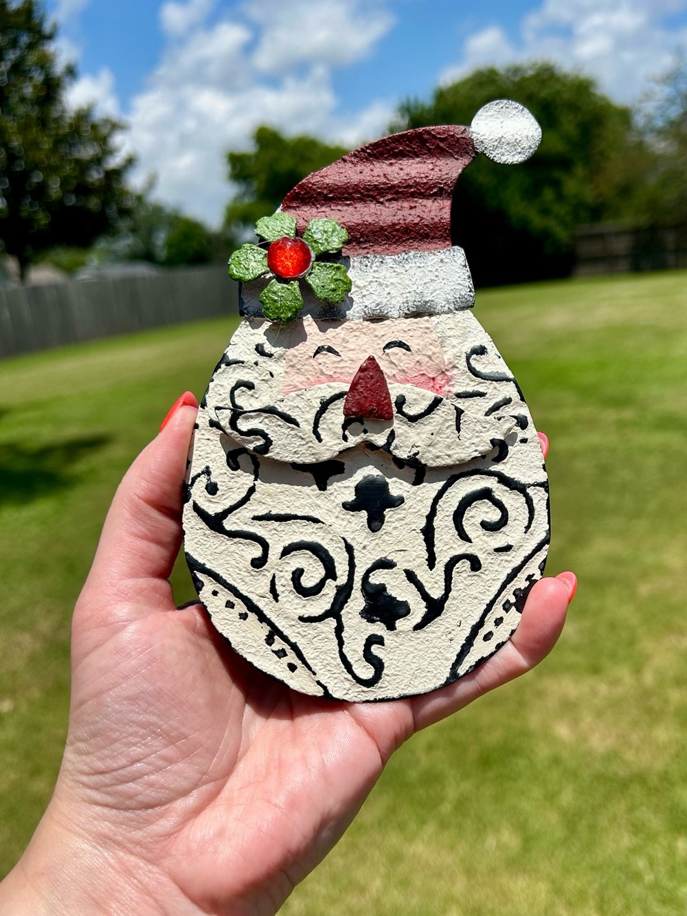 Demdaco Metal Santa Face Magnet Token EUC